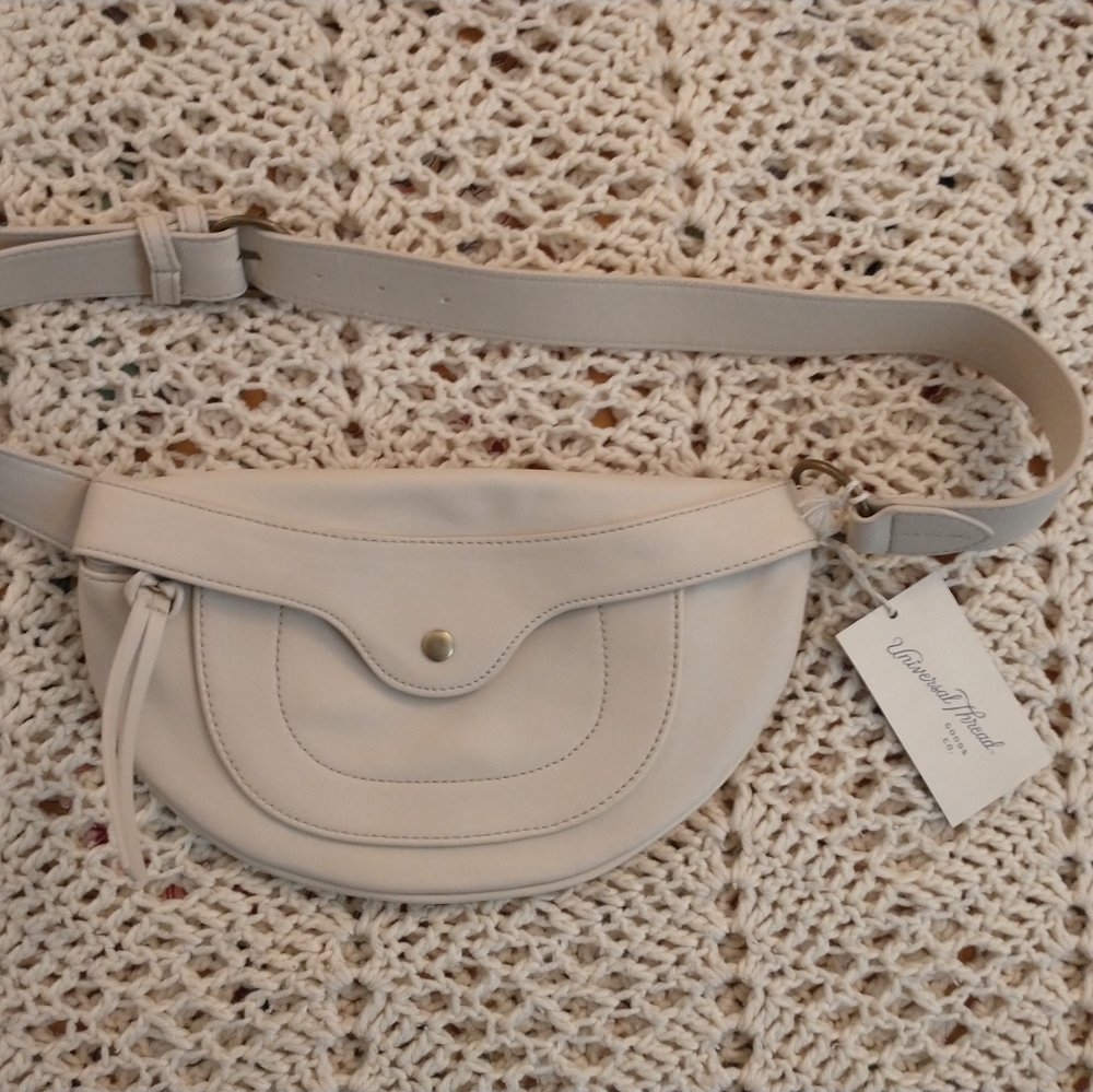 Cream Faux Leather Universal Thread Fanny Pack